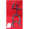 Image 4 : Horseshoe Cowboy Statue