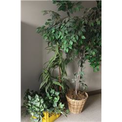 LOT OF ARTIFICIAL PLANTS