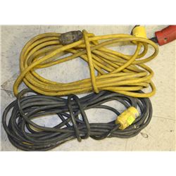 PAIR OF EXTENTION CORD