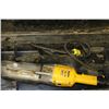 Image 1 : DEWALT 1/2" RIGHT ANGLE DRILL