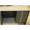 Image 1 : SMALL OFFICE DESK