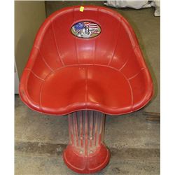 ROLLING SHOP STOOL  WITH MOLDED SEAT