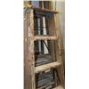 Image 1 : 5FT WOODEN LADDER