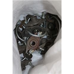 BAG W/ 16- 2 1 /2" X 1 /2" GROOVED MECHANICAL TEE