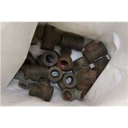 BAG W/ 20- 3/4" CAST IRON TEE
