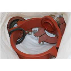 BAG W/ ASSORTED SIZED RED COUPLINGS & MECH TEES