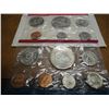 Image 2 : 1974 US MINT SET (UNC) P/D/S (WITH ENVELOPE) THIS IS AN OFFICIAL US PACKAGED P/D/S SET, IT DOES NOT 