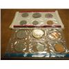 Image 2 : 1971 US MINT SET (UNC) P/D/S (WITH ENVELOPE) THIS IS AN OFFICIAL US PACKAGED P/D/S SET, IT DOES NOT 