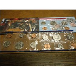 1994 & 1995 US MINT SETS P/D (WITH ENVELOPES)