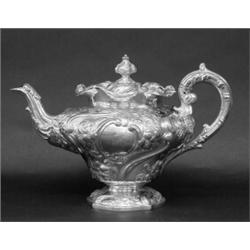 VICTORIAN STERLING SILVER TEA POT, Scottish. Edinburgh. Probably 1851. Maker: W.C.S. Embossed w...