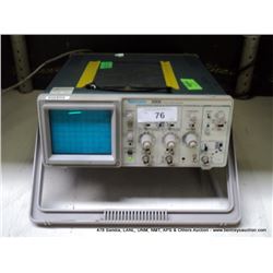 TEKTRONIX 2205 20MHZ OSCILLOSCOPE (print sequence:) 68606