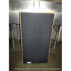 FISHER ST-415 3-WAY SPEAKER SYSTEM