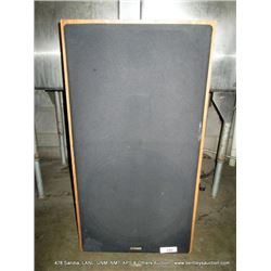 FISHER ST-415 3-WAY SPEAKER SYSTEM