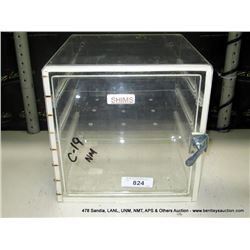 PLEXI-GLASS BOX