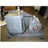 Image 1 : WELCH 1402 DUO SEAL VACUUM PUMP (print sequence:) 69327