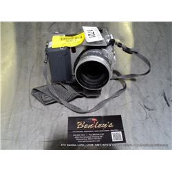 MINOLTA DIMAGE 7 5.2 MEGA PIXELS CAMERA (print sequence:) 69675