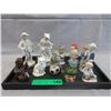 Image 1 : 12 Collectible figurines