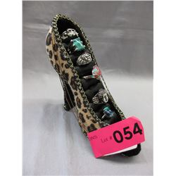Designer leopard print ring holder & 6  rings