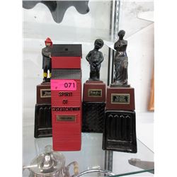 4 Vintage liquor dispensers