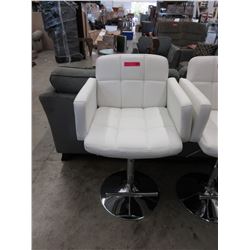 NEW - Hydraulic swivel chair - white