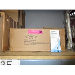 Case of retractable ball point pens