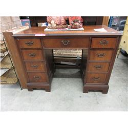 1930 Mahogany knee hole desk