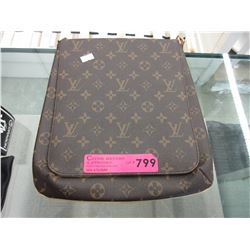 Used Louis Vuitton shoulder purse