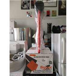 6 New snow shovels in display box
