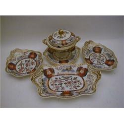 A SPODE'S IMPERIAL IMARI DESSERT  SERVICE, c.1820, covered dish on stand, (s.d.), eleven plates a...
