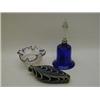 Image 1 : A NAILSEA TYPE FLASK, late 19th Century, white inclusions, an ornamental bell and wavy rim bowl (...