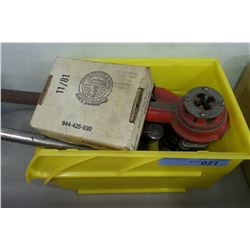 ASST PIPE THREADERS & PIPE CUTTERS