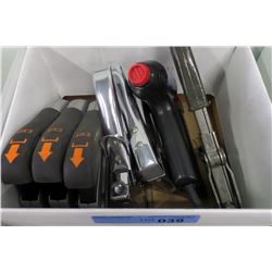 7 X STAPLE GUNS