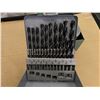 Image 2 : SET OF BRAD-POINT DRILL BITS & SORBY WOOD CHUCK
