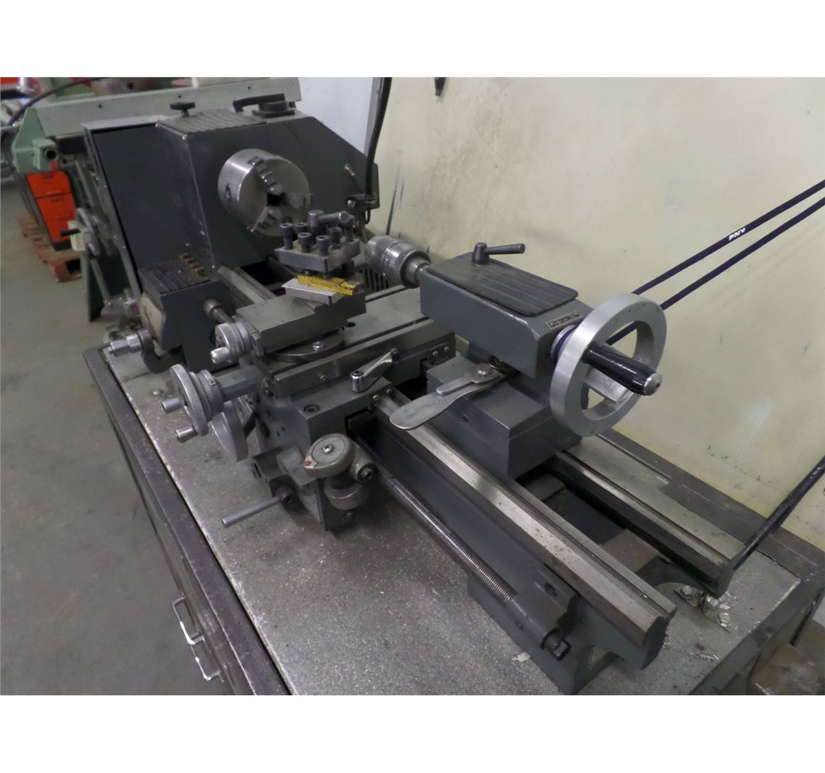 KING METAL LATHE W/ CUSTOM MADE HIDEAWAY