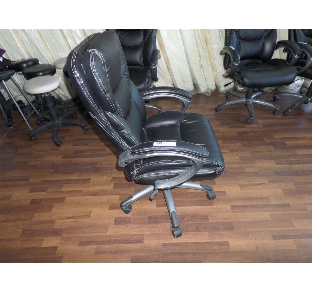 LANE LEATHER EXECUTIVE CHAIR