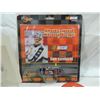 Image 2 : LOT 4 DALE EARNHARDT COLLECTIBLES