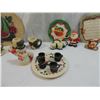 Image 3 : LOT 5 VINTAGE RESIN MINIATURE TEA SETS