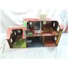 Image 2 : VINTAGE MARX? DOLLHOUSE