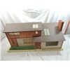Image 1 : VINTAGE MID CENTURY MODERN DOLLHOUSE