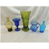 Image 1 : LOT 5 VINTAGE COLORED GLASSWARE