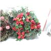 Image 3 : LOT 2 CHRISTMAS HOLIDAY WREATHS