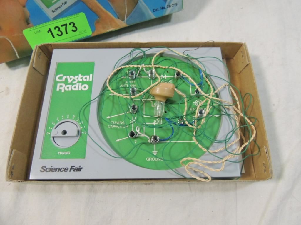 VINTAGE SCIENCE FAIR CRYSTAL RADIO KIT