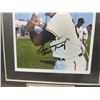 Image 2 : WILLIE MAYS AUTOGRAPHED PHOTO MATTED