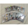 Image 1 : LOT 16 MISC BASEBALL CARDS