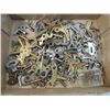 Image 1 : BOX LOT ASSORTED CLOCK KEYS