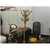 Image 1 : VINTAGE BAMBOO COAT RACK
