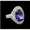 Image 2 : 18KT White Gold 7.65ct Tanzanite and Diamond Ring