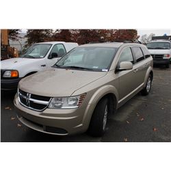 2009 DODGE JOURNEY SXT, 4 DOOR SEDAN, GOLD, VIN # 3D4GG57V19T580838