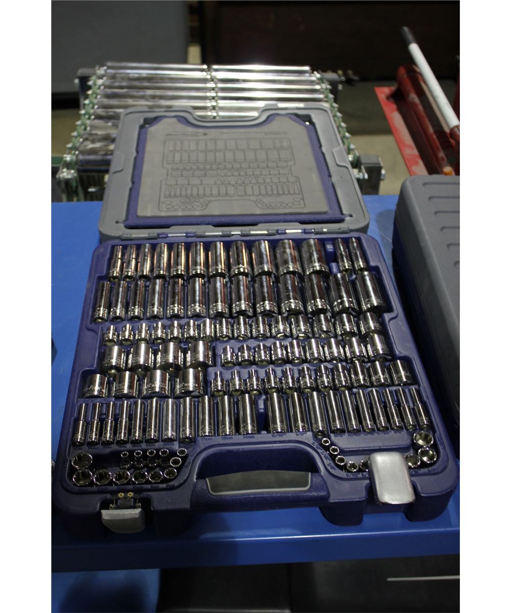 BLUE POINT COMPLETE SOCKET SET AND CASE blue-point-complete-socket-set-and-case