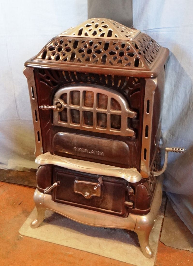 Circulator wood heater stove by Orbon Iron, excellent condition